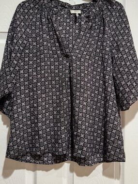 Joie Woman Blouse Black Printed Short Sleeve Blouse Size Medium